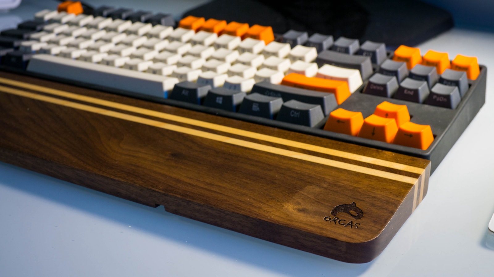 Best Wrist Rest for Mechanical Keyboard: Top Picks for Comfort and Support cover